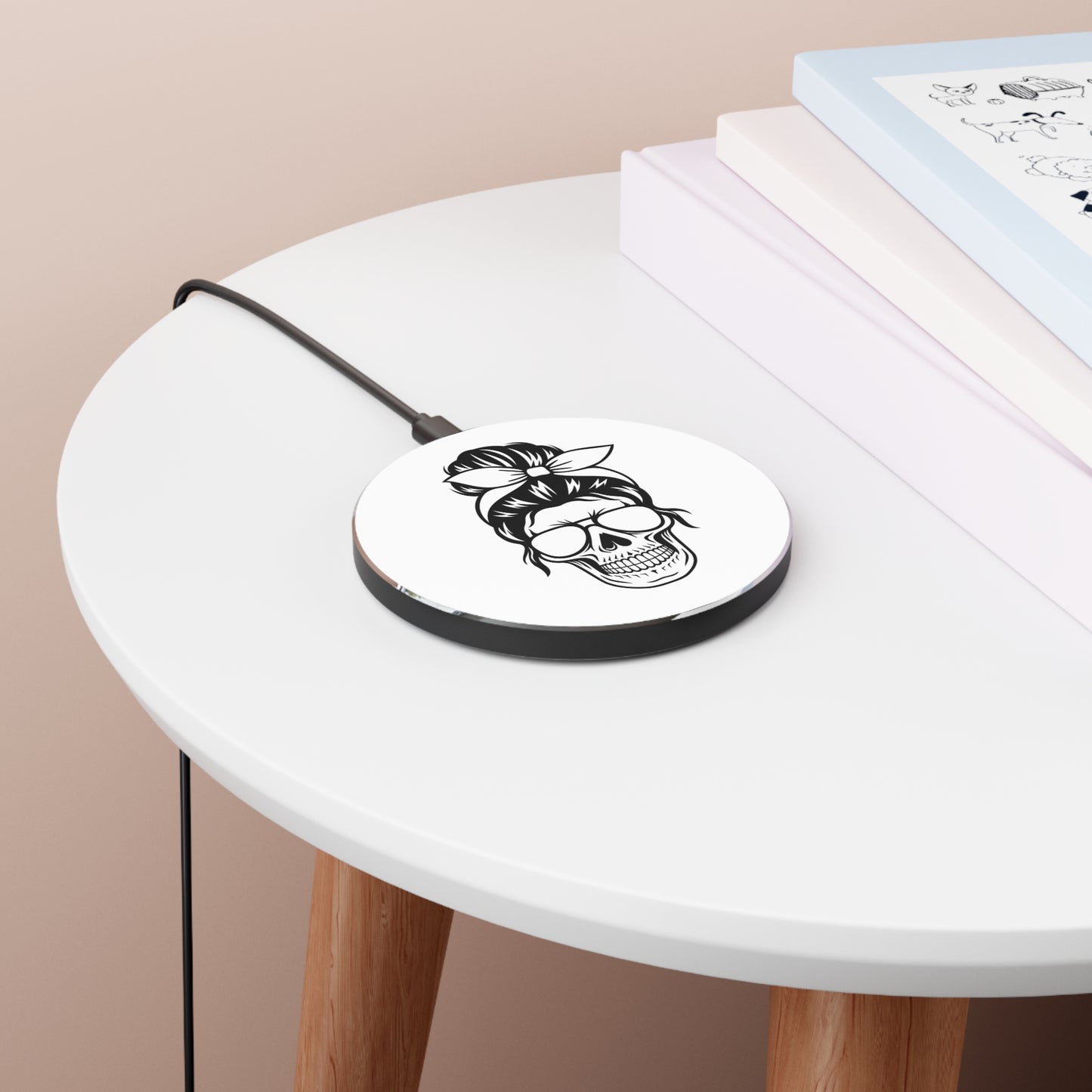 Skull Design Wireless Charger | Fast Charging Pad for Tech Lovers